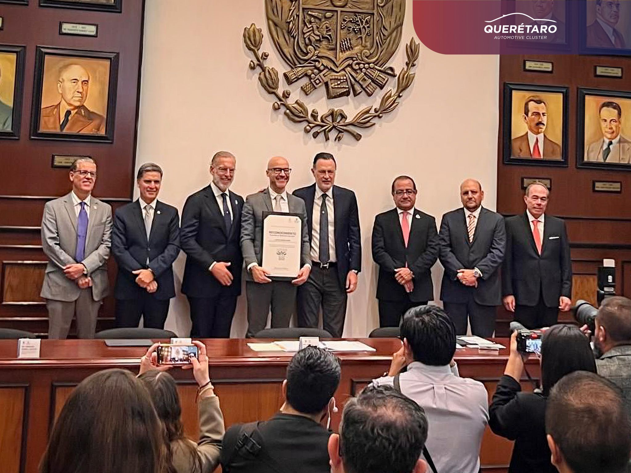 Querétaro Automotive Cluster Board Member Receives Executive of the Year Award