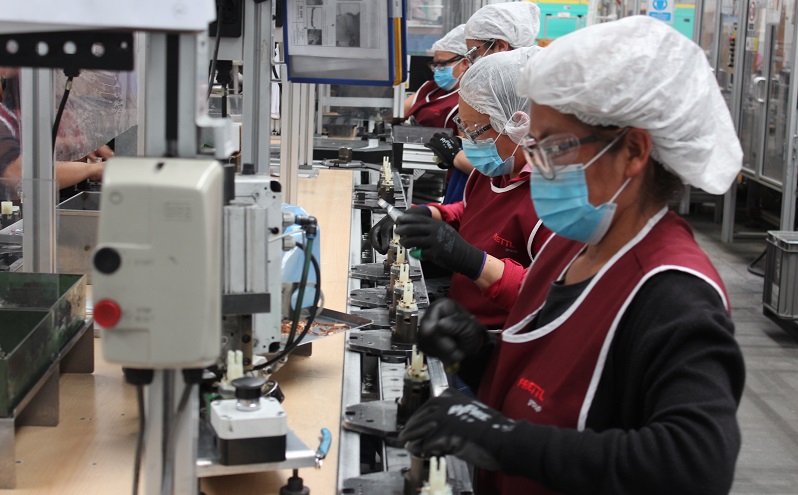 Querétaro has 17 investment projects in the automotive sector