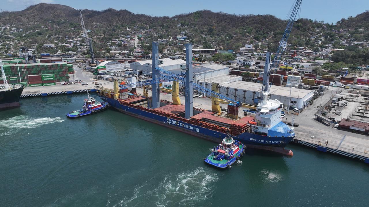 Hutchison Ports invests more than $300 million pesos in electric cranes for Manzanillo